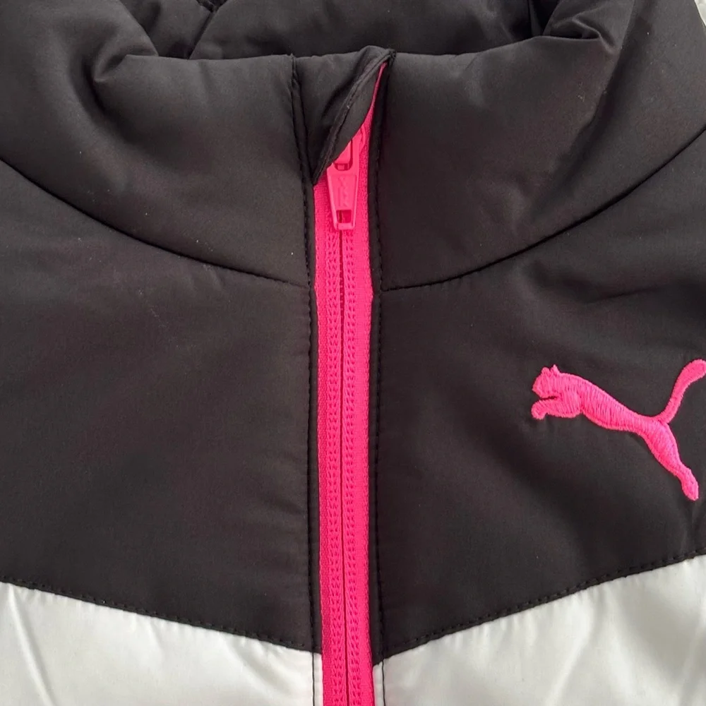 PUMA Kids Cold Weather Vest. Size XS (5/6). Black Pink White. Zip Up. Brand New. - Picture 8 of 9